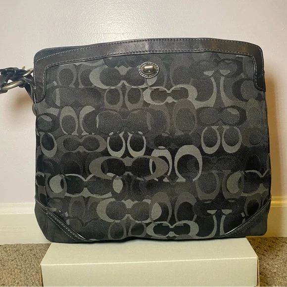 Coach Shoulder Bag - Picture 7 of 14